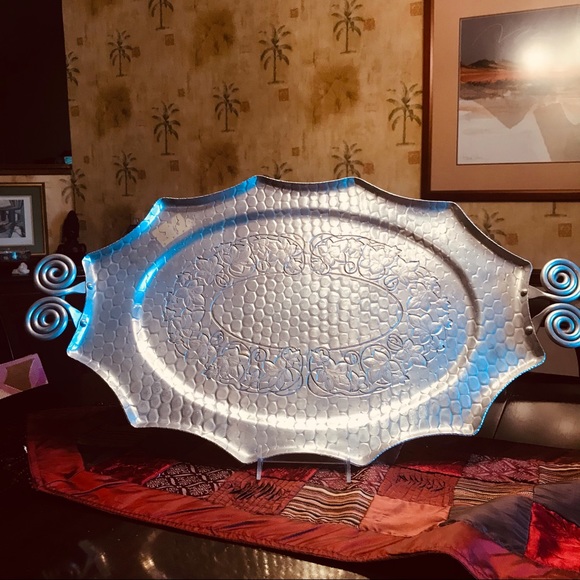 MID CENTURY MODERN ANTIQUE ALUMINUM SERVING TRAY - Picture 8 of 12
